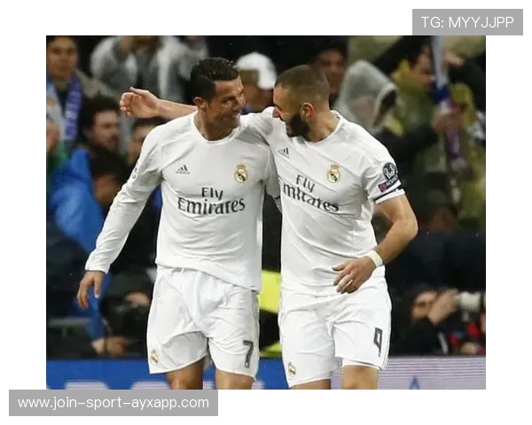 蓝狮锋线组合默契提升，主帅信心倍增