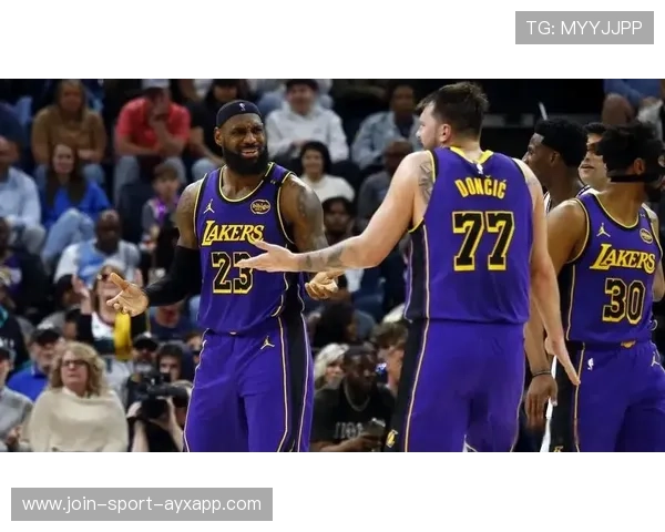 湖人逆转胜76人，詹姆斯、东契奇合砍60分